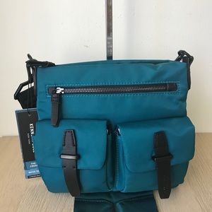 Kenneth Cole New York Vesey Crossbody- Teal